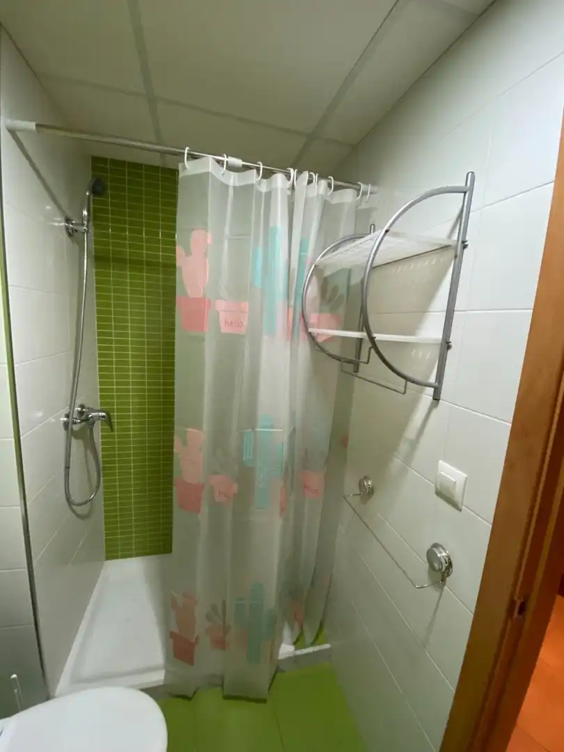 Baño de Piso en venta en Llíria con Aire acondicionado, Terraza y Trastero