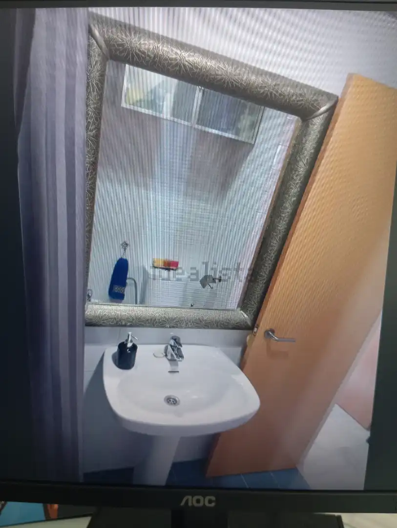 Badezimmer von Wohnung zur Miete in Sevilla mit Klimaanlage, Heizung und Möbliert