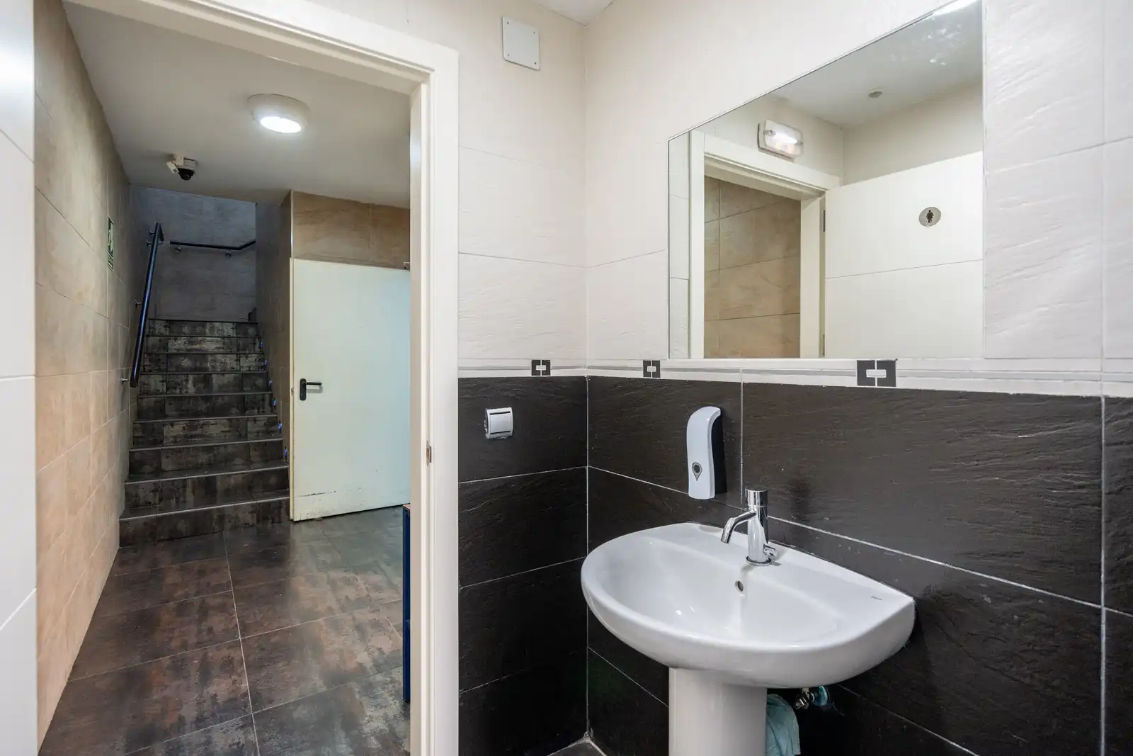 Business premises for sale in Mejorada del Campo, imagen 9