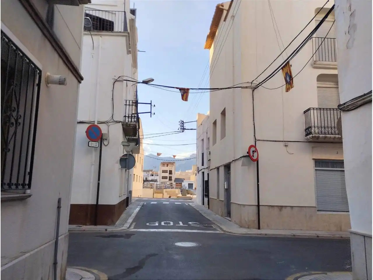 Vista exterior de Edificio en venta en La Sénia