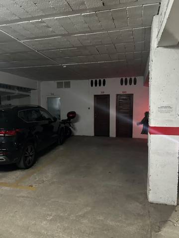 Garaje en Alquiler en Carrer Ciutat de Laval en Germaníes - Juzgados