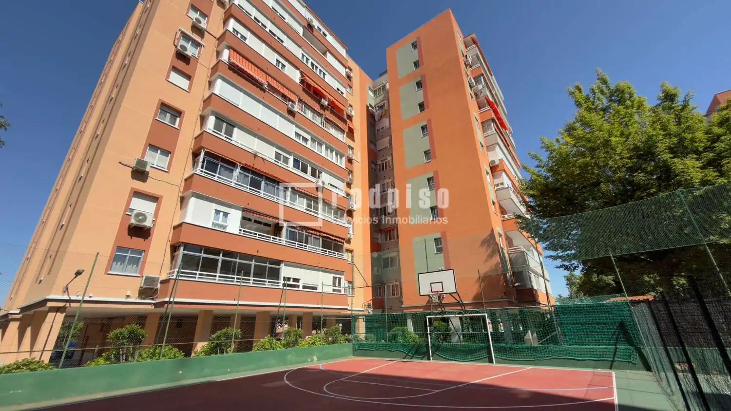Vista exterior de Pis en venda en Móstoles amb Aire condicionat, Calefacció i Parquet
