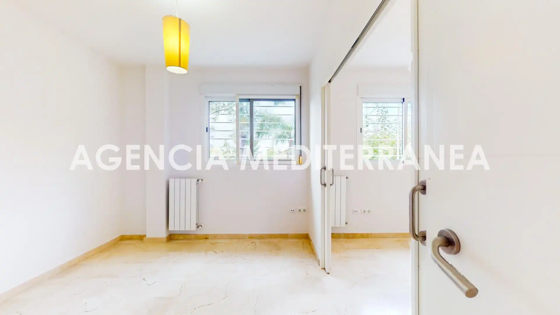 Casa adosada en venta en Calle PUIGCAMPANA, Casas Verdes