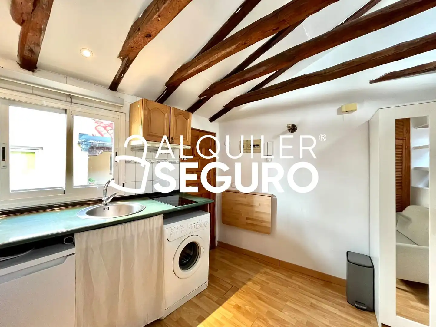 Estudio con ascensor en alquiler en de Zurita, imagen 7