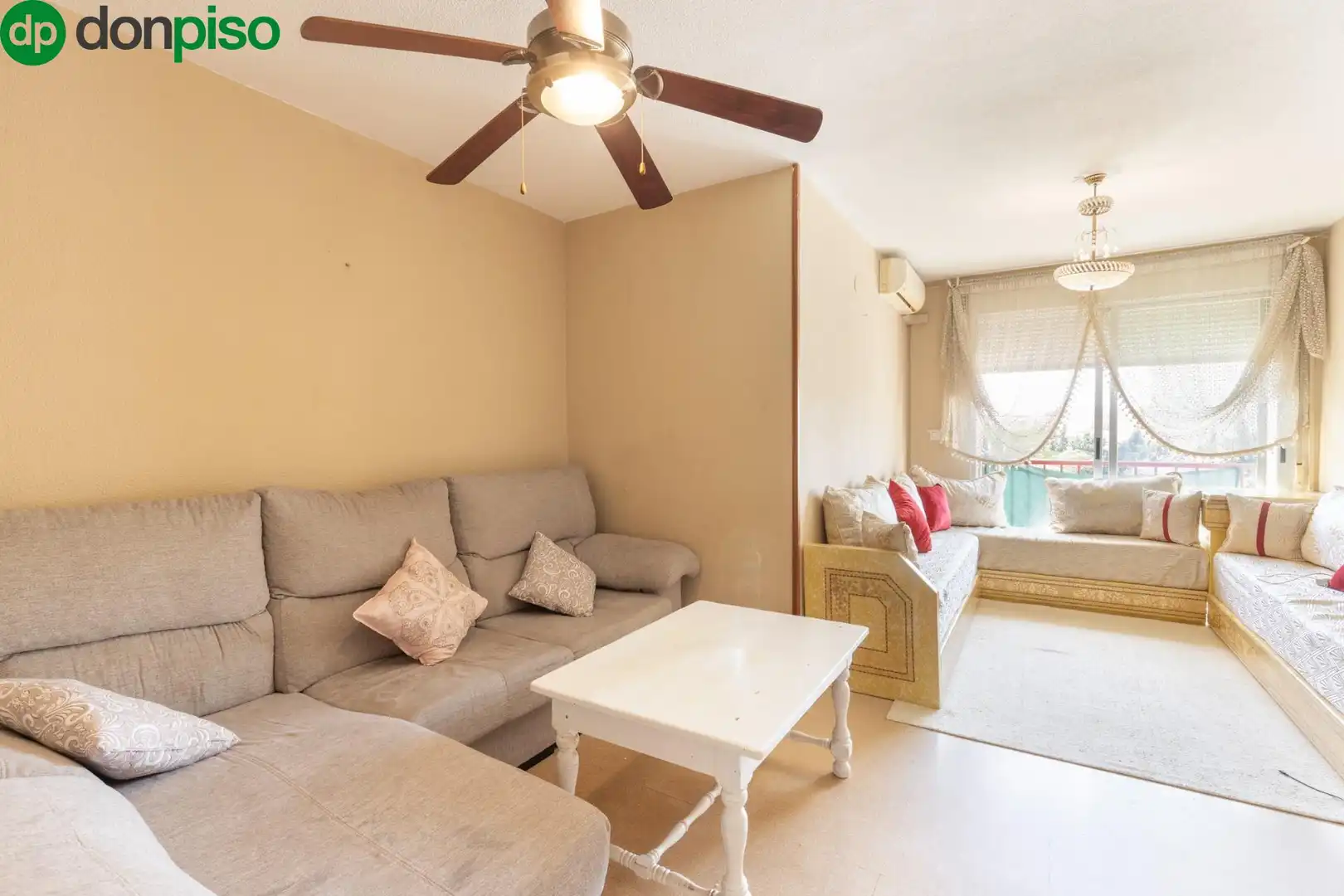 Sala de estar de Piso en venta en Motril