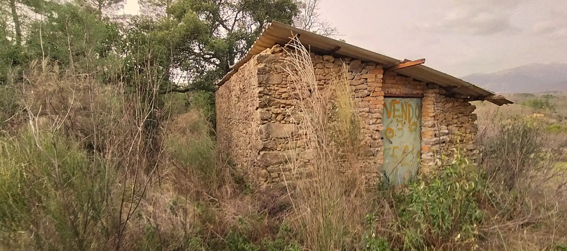Vista exterior de Terreno en venta en Collado de la Vera