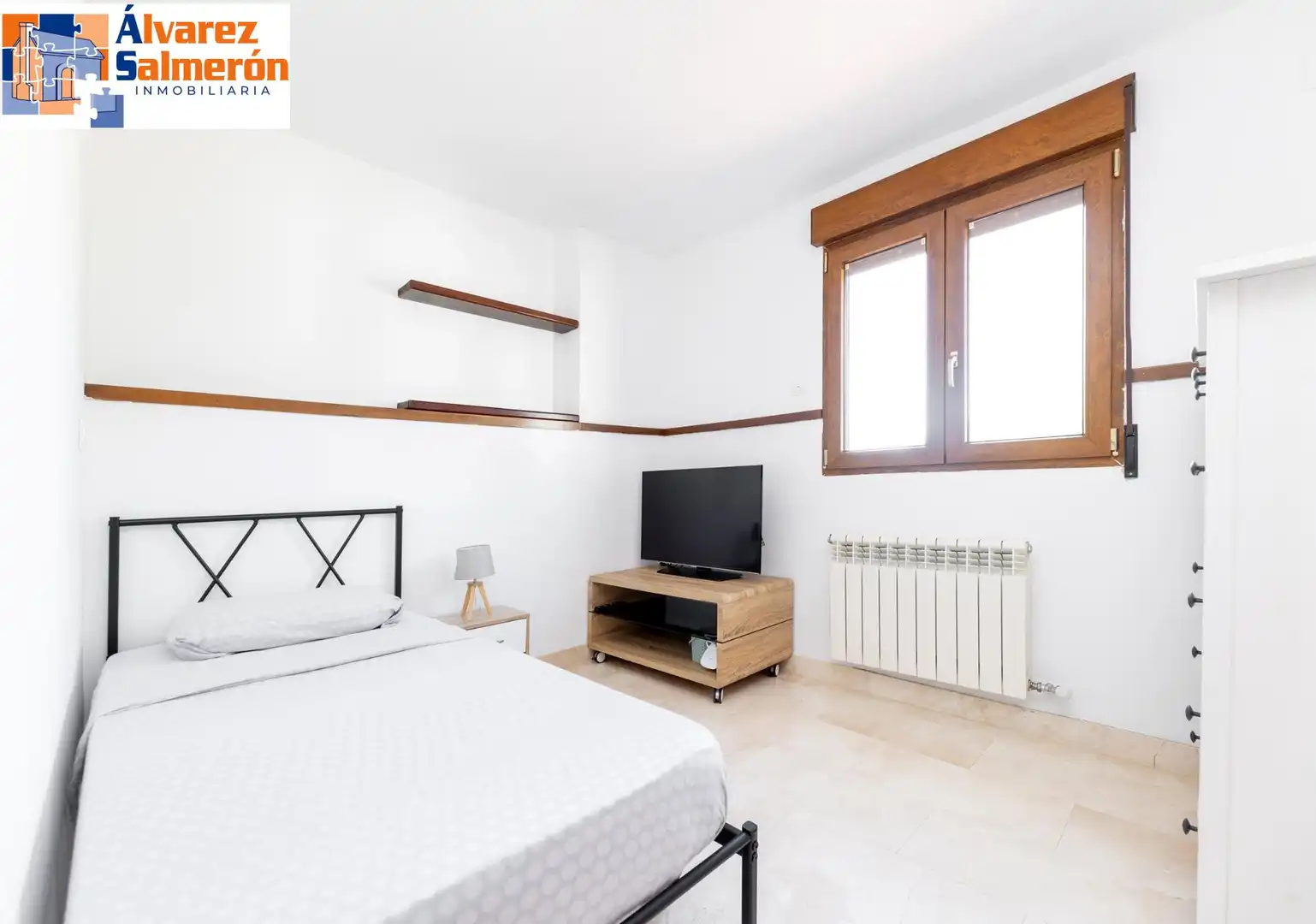 Habitación de Casa o chalet en venta en Albolote con Aire acondicionado, Calefacción y Jardín privado