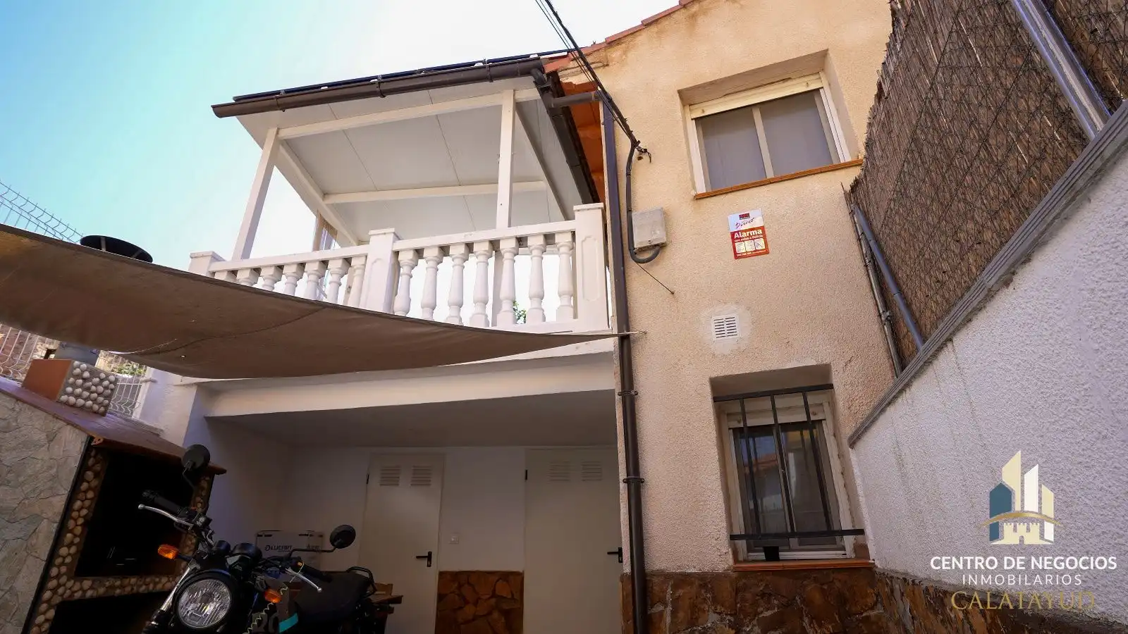 Vista exterior de Casa o chalet en venta en Maluenda con Calefacción, Terraza y Amueblado