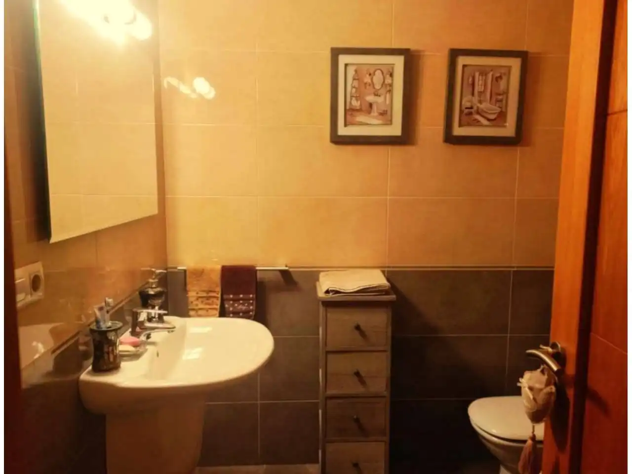 Bathroom of Duplexes for sale in Ourense Capital   with Heating, Terrace and Storage room