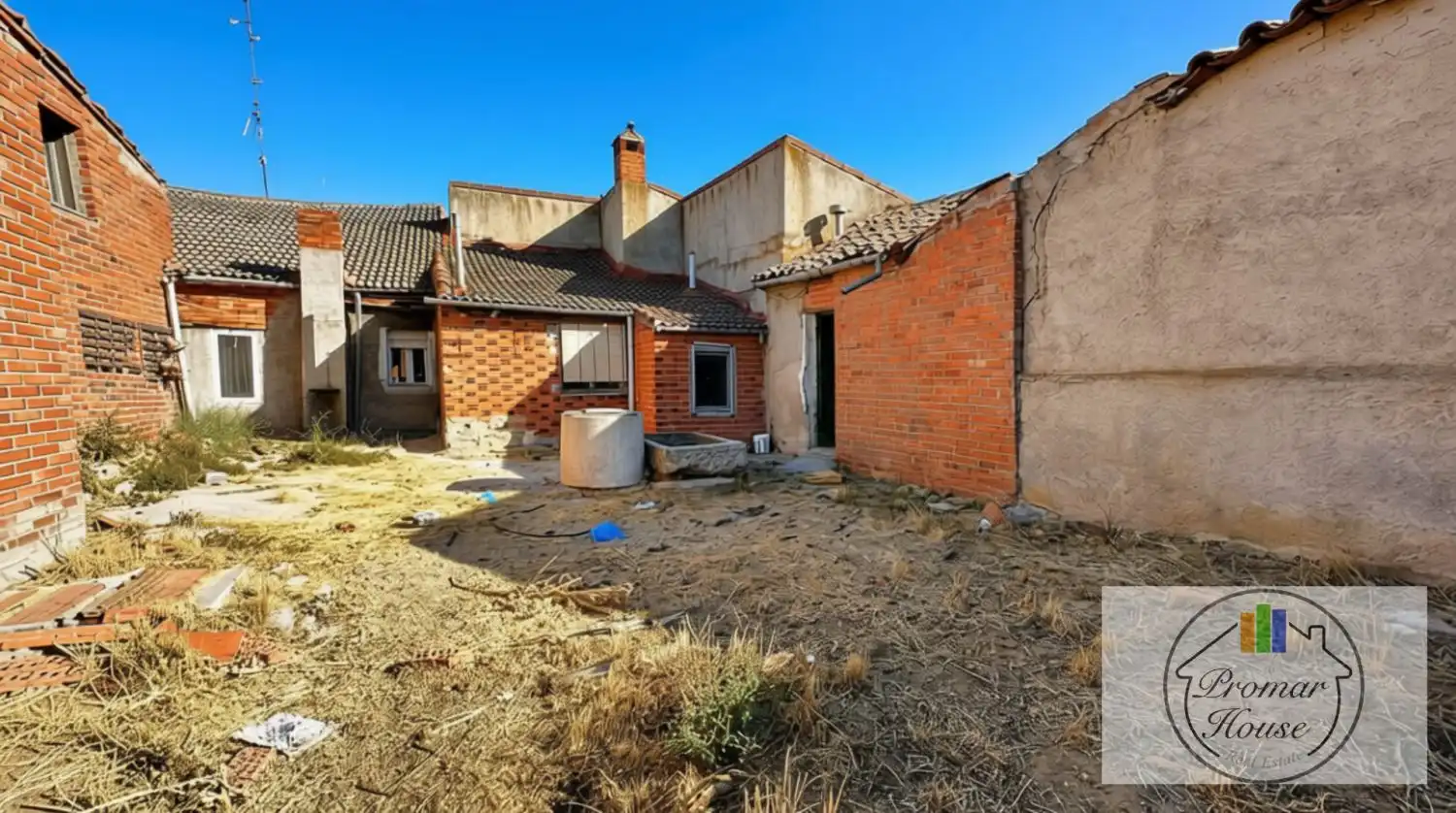 Houses for sale in Riocabado  with Heating, Terrace and Storage room