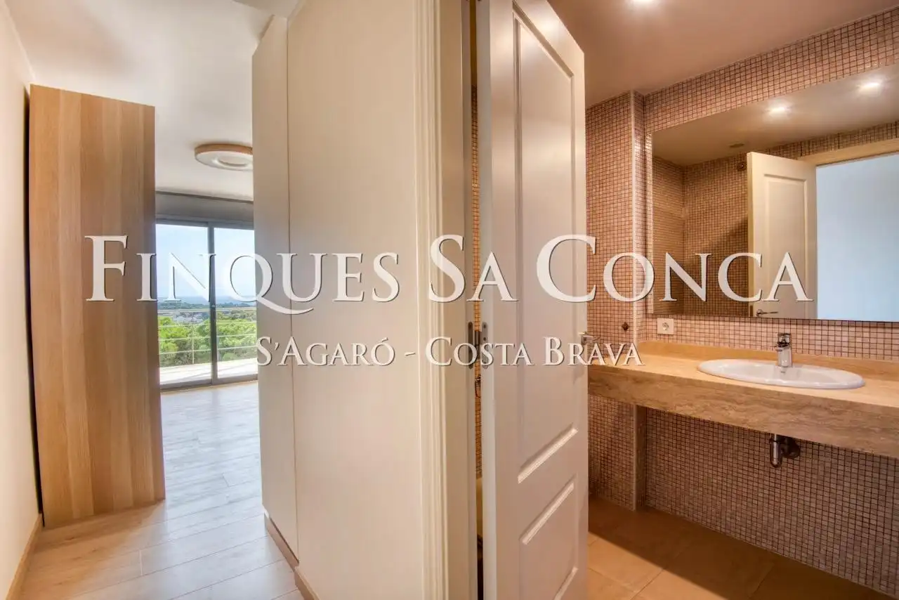 Dormitori de Casa o xalet en venda en Sant Feliu de Guíxols amb Aire condicionat, Calefacció i Parquet