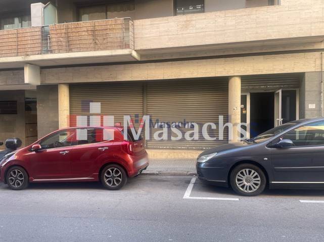Local comercial en Alquiler en Ca n'Anglada