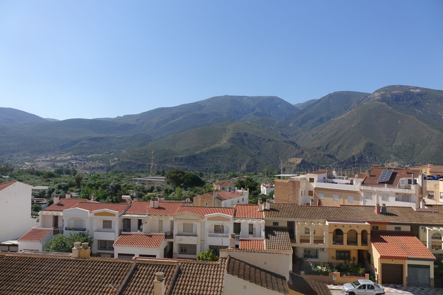 Vista exterior de Pis de lloguer en Órgiva amb Terrassa i Balcó