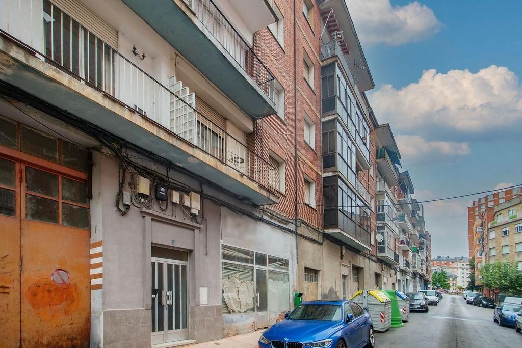 Vista exterior de Piso en venta en Ponferrada con Calefacción y Balcón