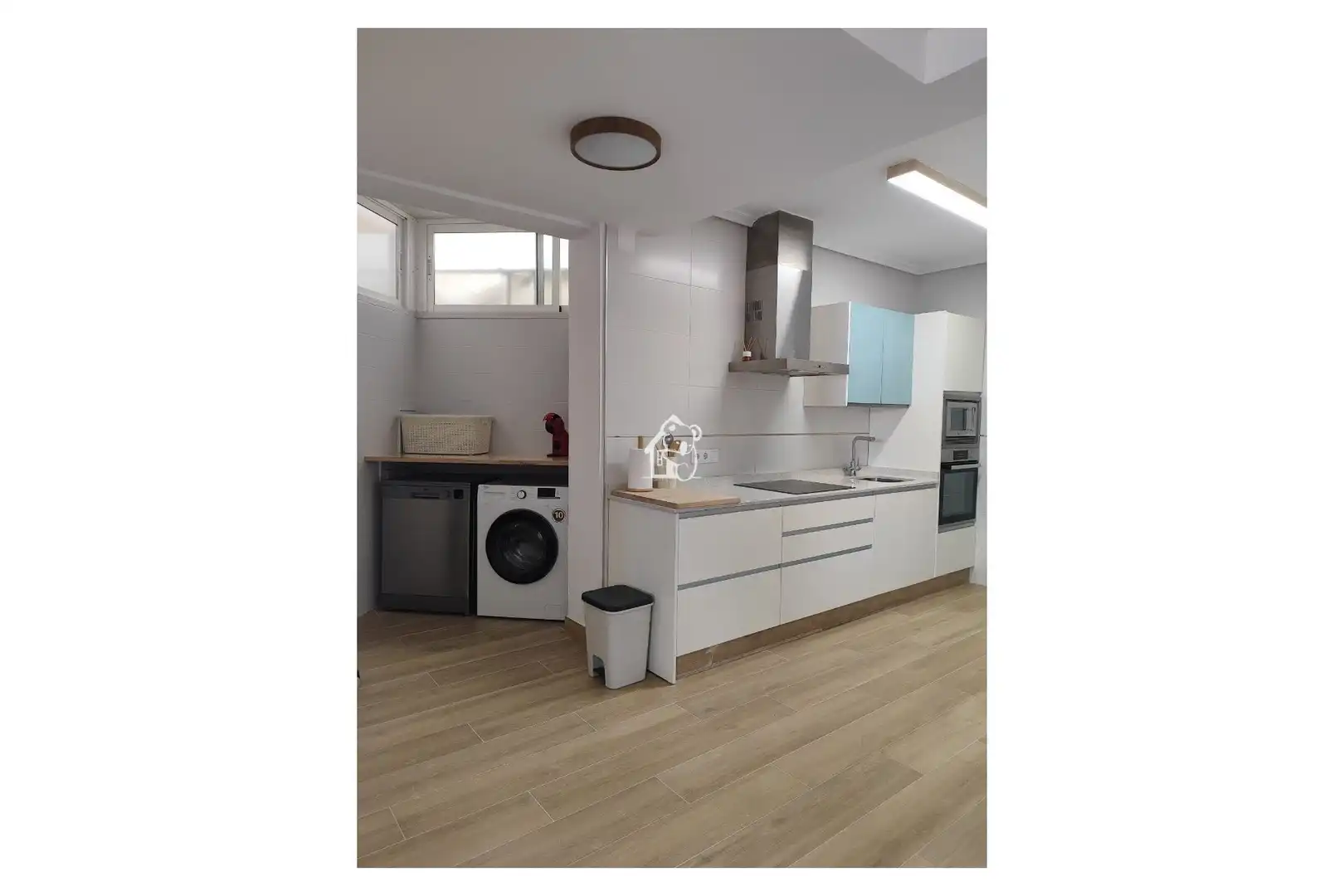 Cuina de Apartament de lloguer en Orihuela amb Aire condicionat, Jardí privat i Terrassa