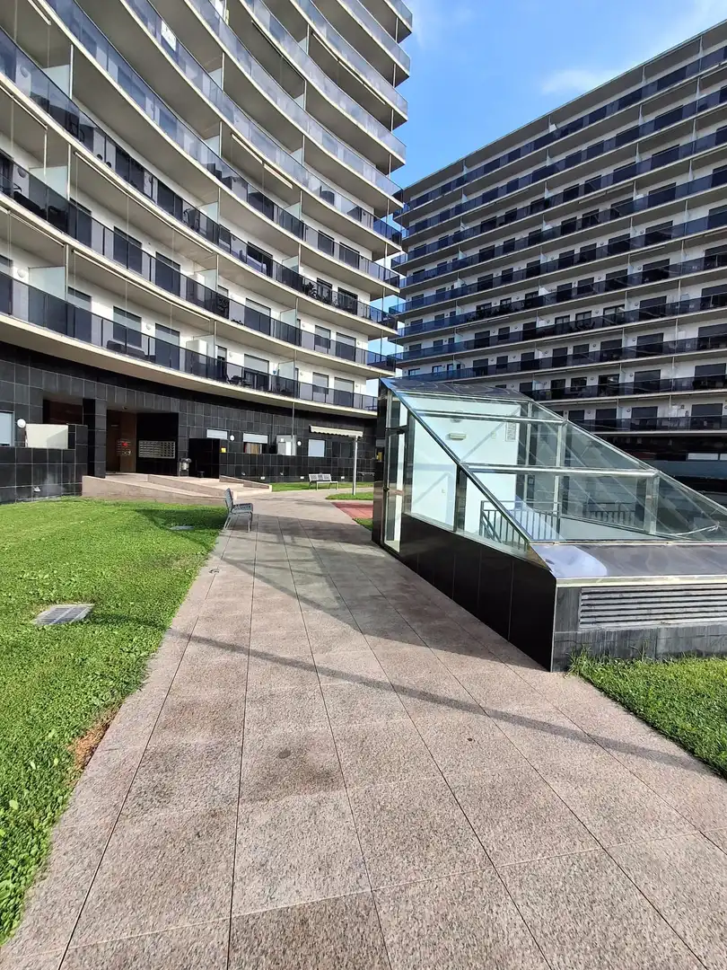 Außenansicht von Wohnung zum Verkauf in L'Ampolla mit Klimaanlage, Heizung und Terrasse