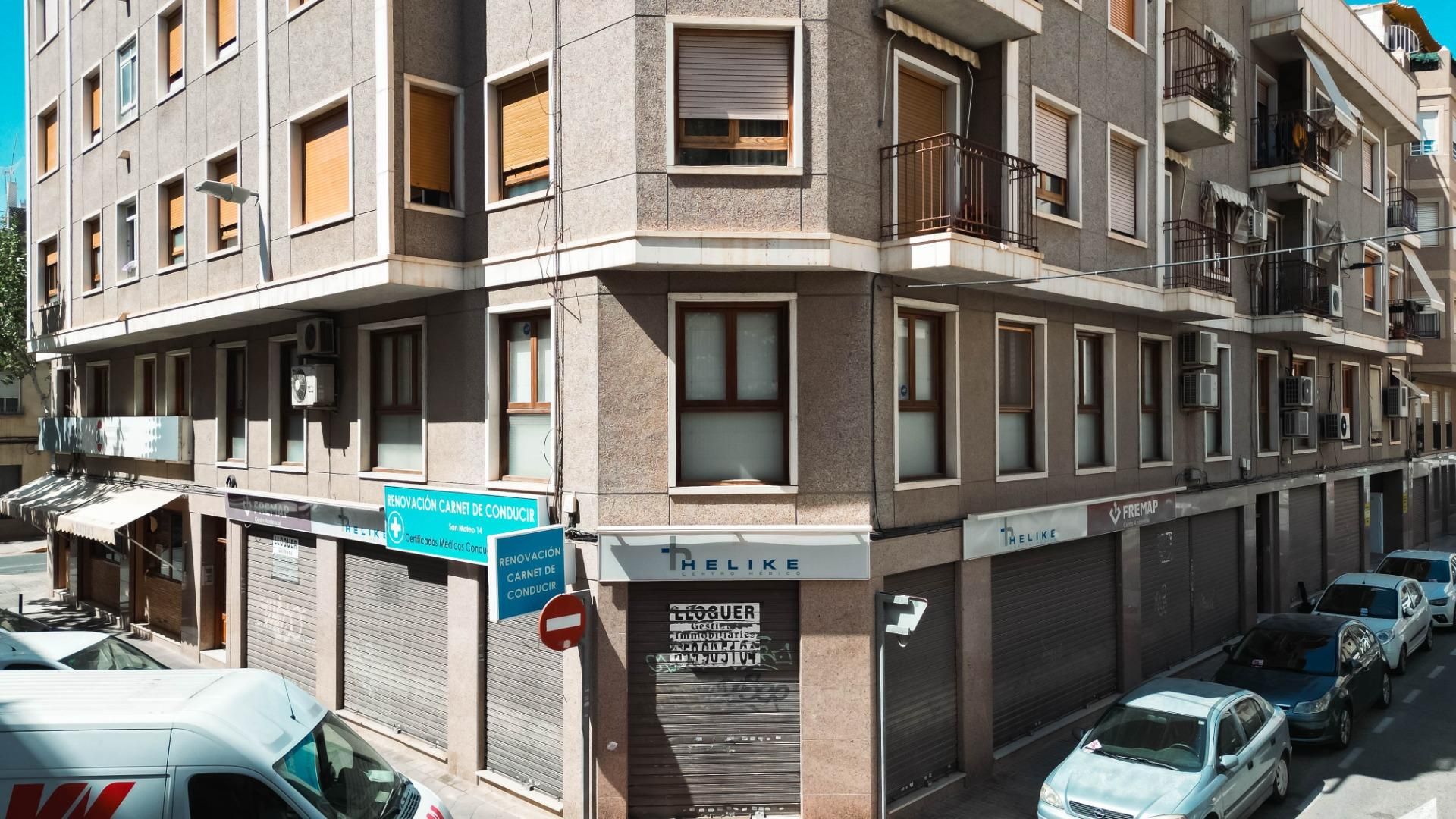 Vista exterior de Local en venta en Elche / Elx