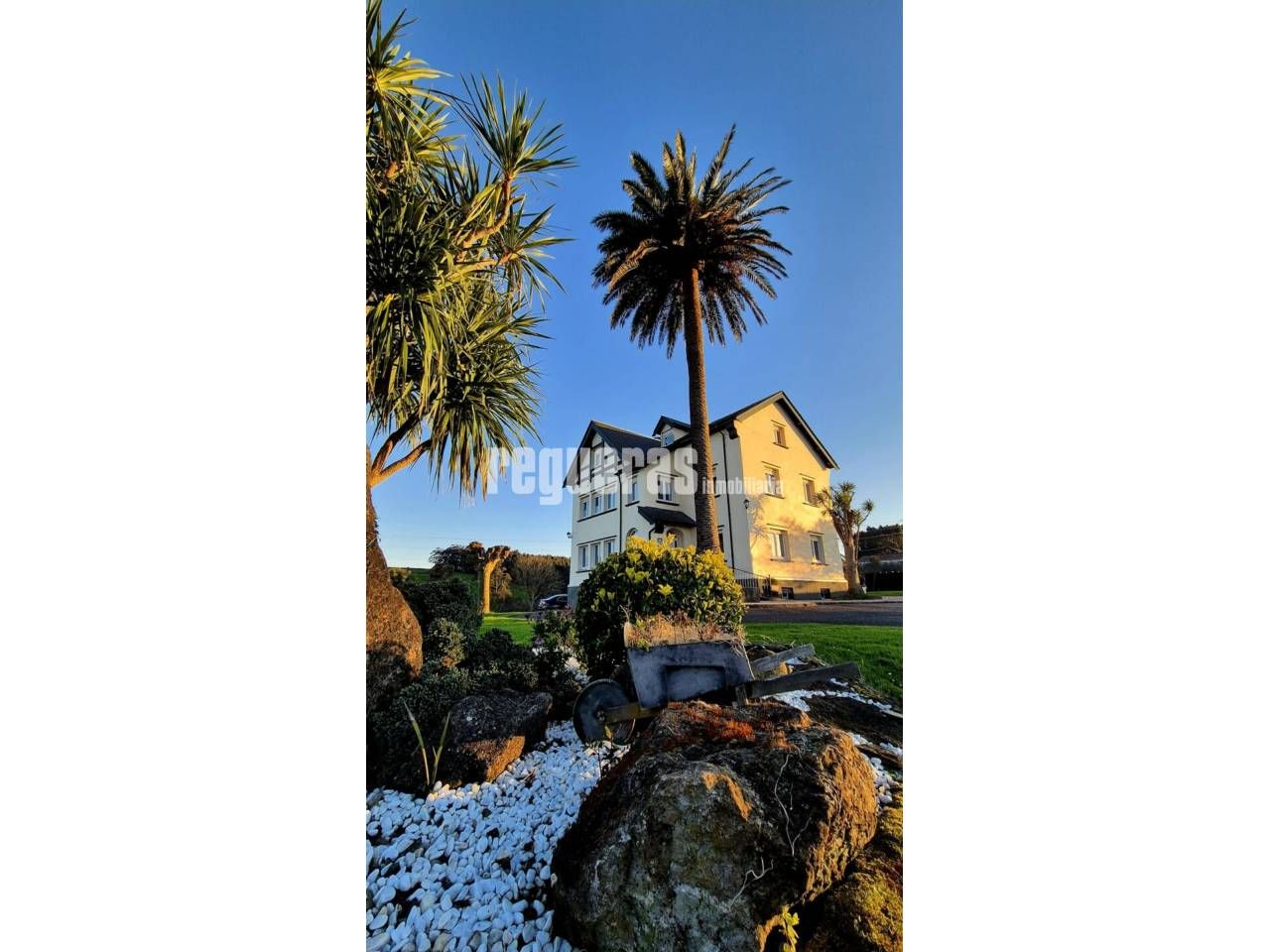 Außenansicht von Country house zum Verkauf in Gozón mit Heizung, Privatgarten und Parkett