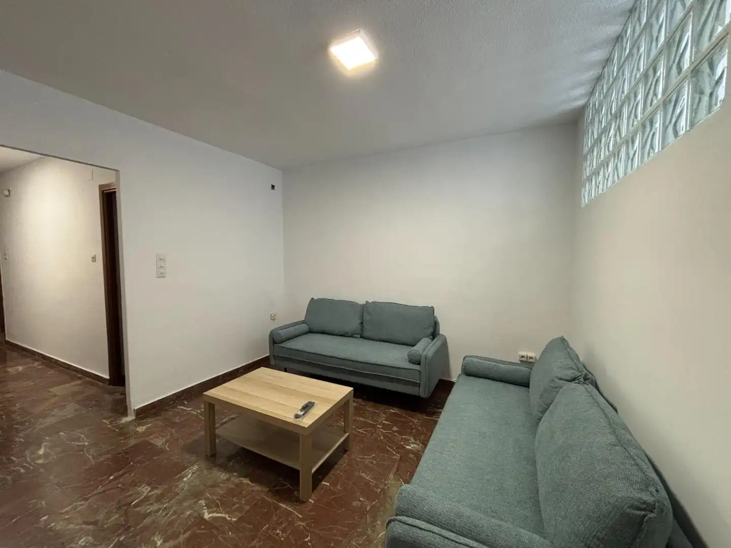 Piso para compartir en Granada con Calefacción y Amueblado
