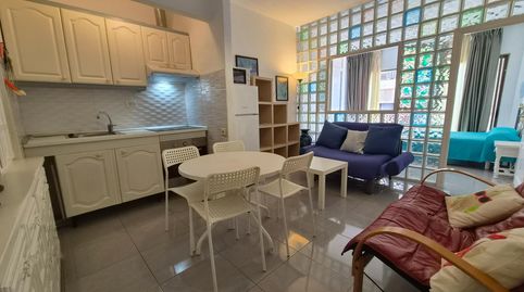 Foto 3 de Apartamento en venta en Calle General Vives, 83, Santa Catalina - Canteras, Las Palmas de Gran Canaria