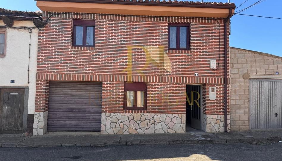 Foto 1 de Casa o xalet en venda a Calle el Cueto, Ardón, León