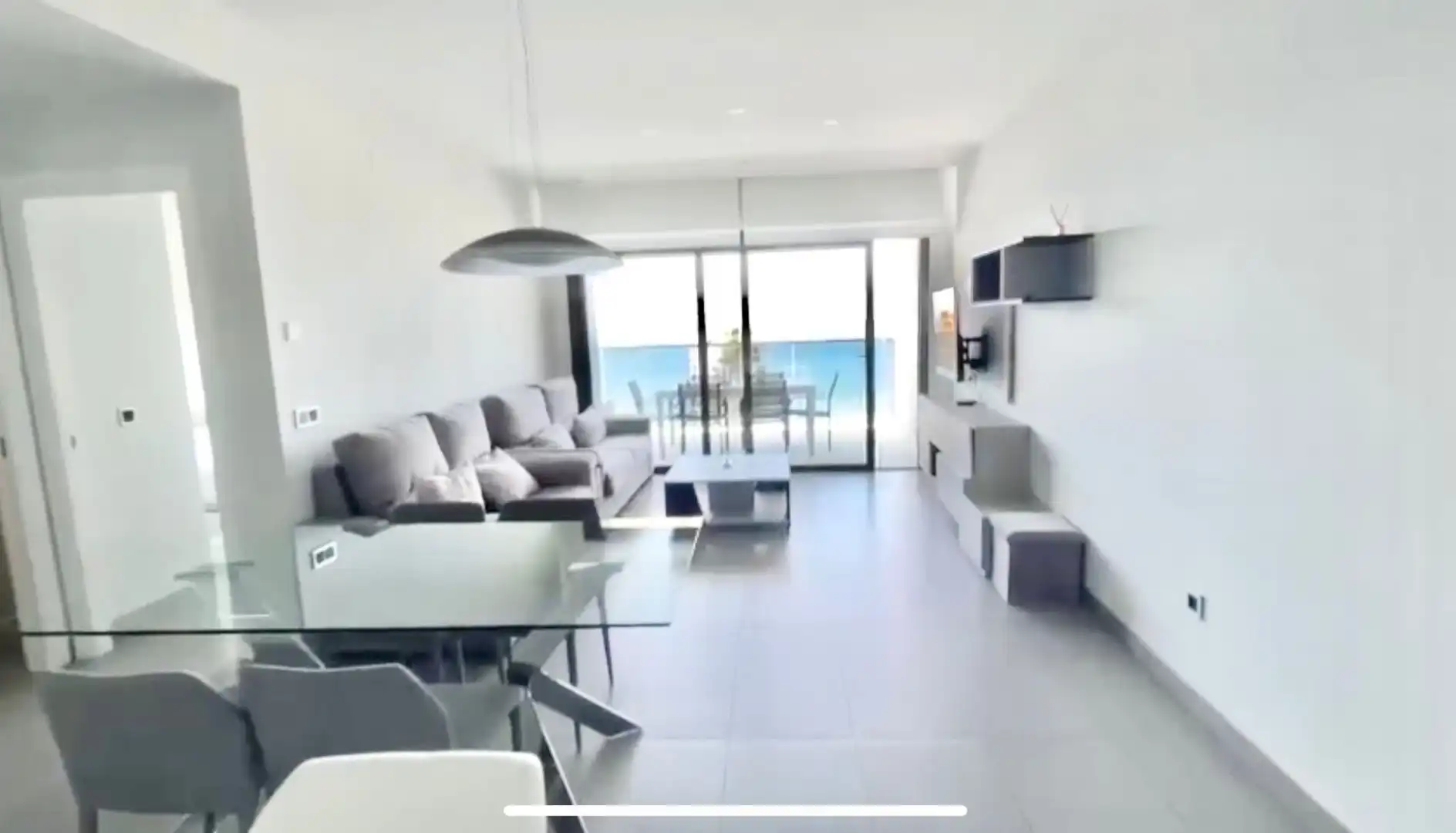 Apartamento con terraza en alquiler en Playa de Poniente, imagen 5