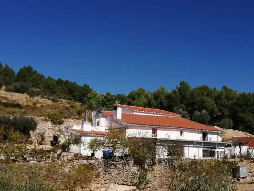 Vista exterior de Casa o xalet en venda en Sierra Engarcerán amb Balcó