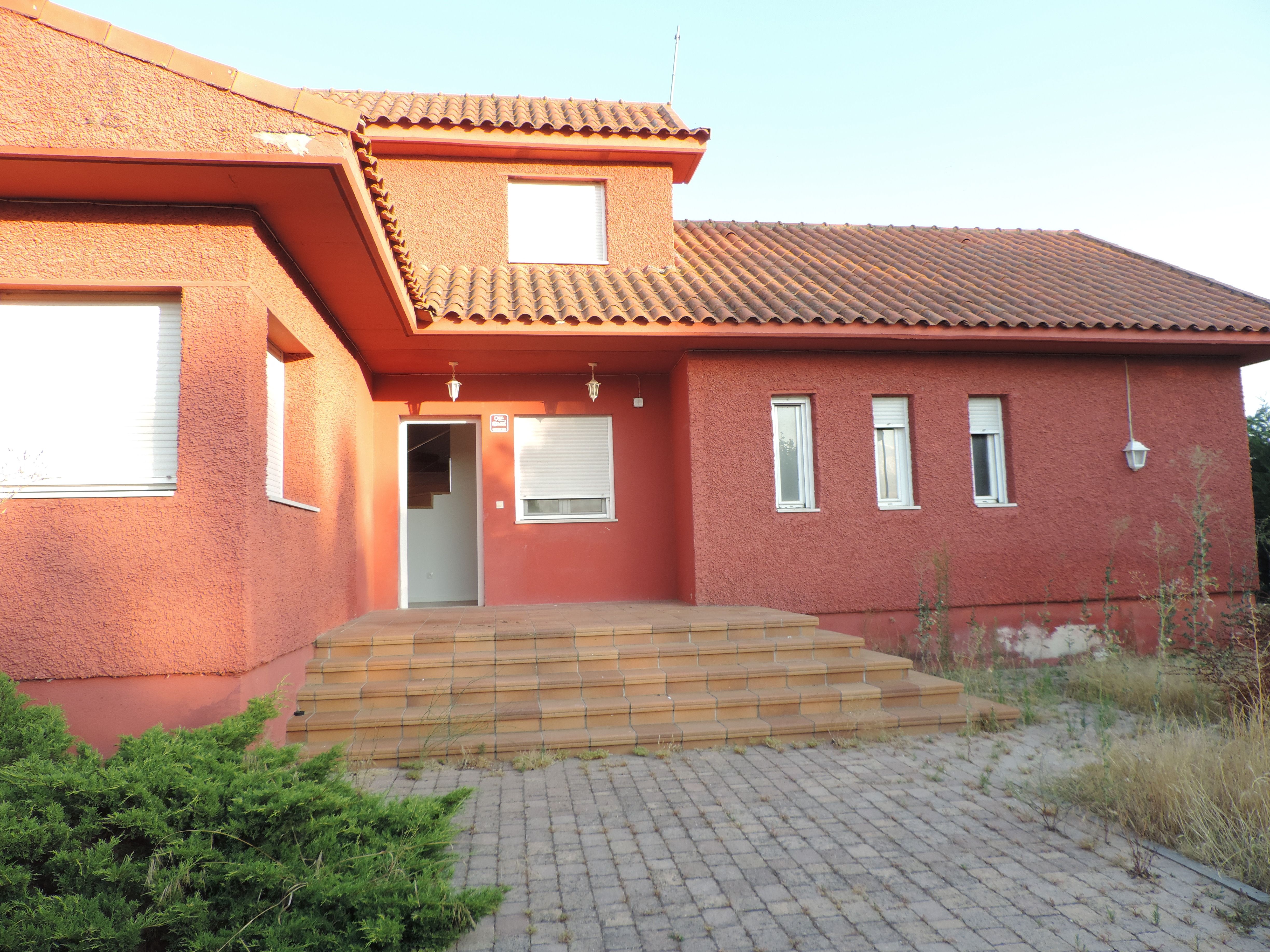 Vista exterior de Casa o chalet en venta en Simancas con Jardín privado y Piscina