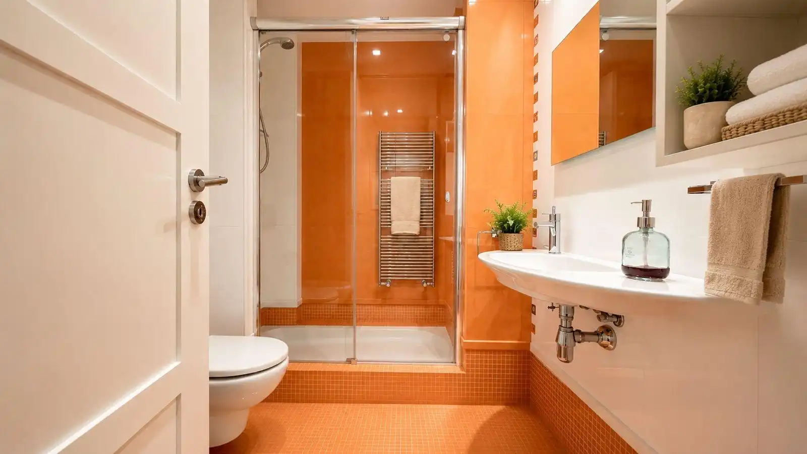 Bathroom of Attic for rent in Elche / Elx  with Air Conditioner, Heating and Terrace