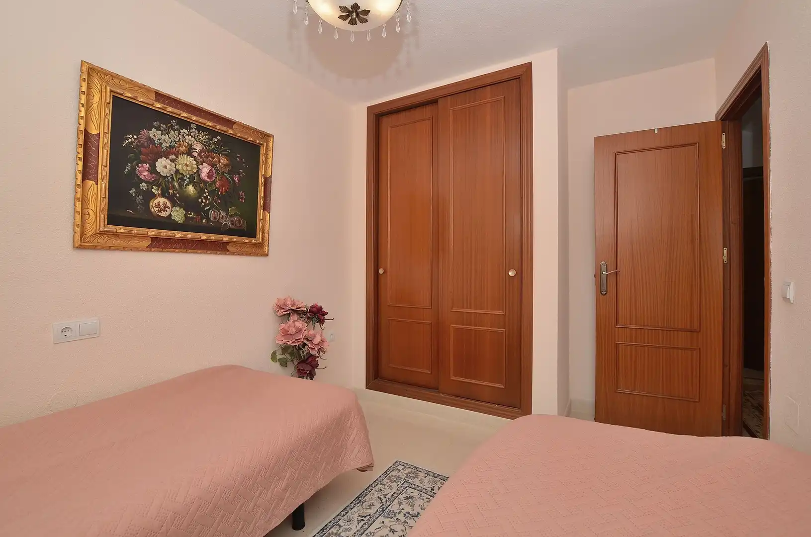 Dormitori de Casa adosada en venda en Benalmádena amb Aire condicionat, Terrassa i Forn