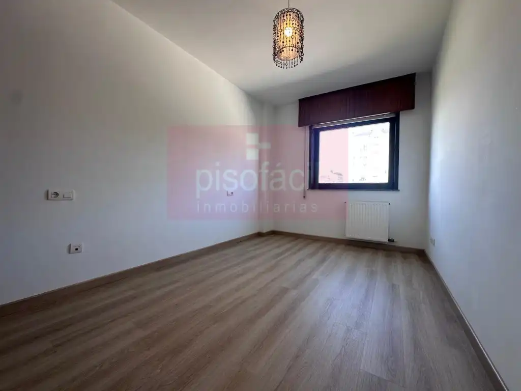 Habitación de Apartamento en venta en Lugo