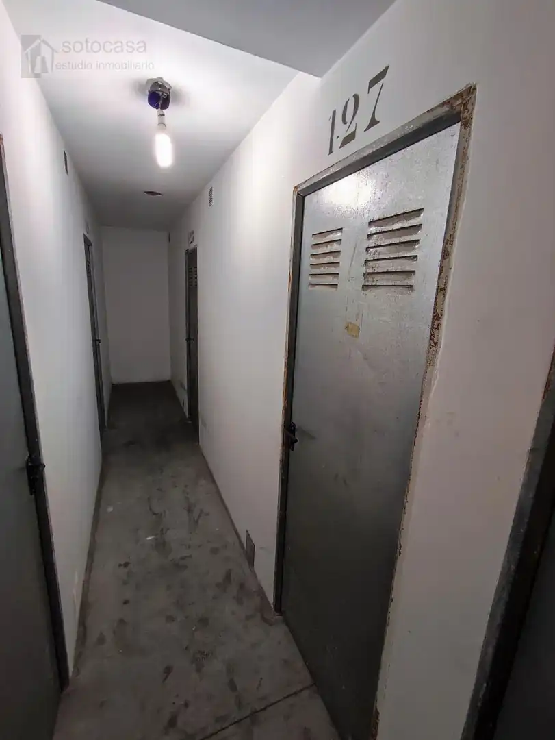 Piso en venta en Costa Verde, Barrio España