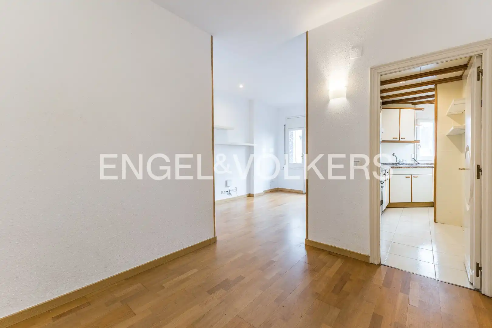 Piso en venta en Barcelona con Aire acondicionado, Calefacción y Parquet