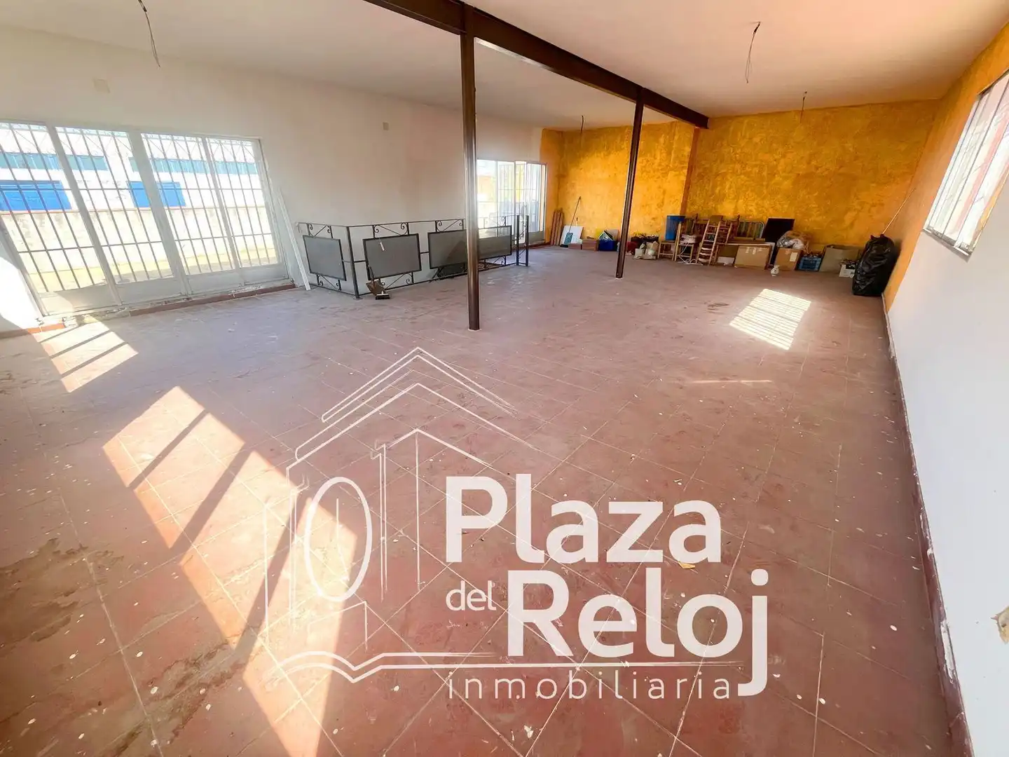 Commercial properties for sale in Pepino