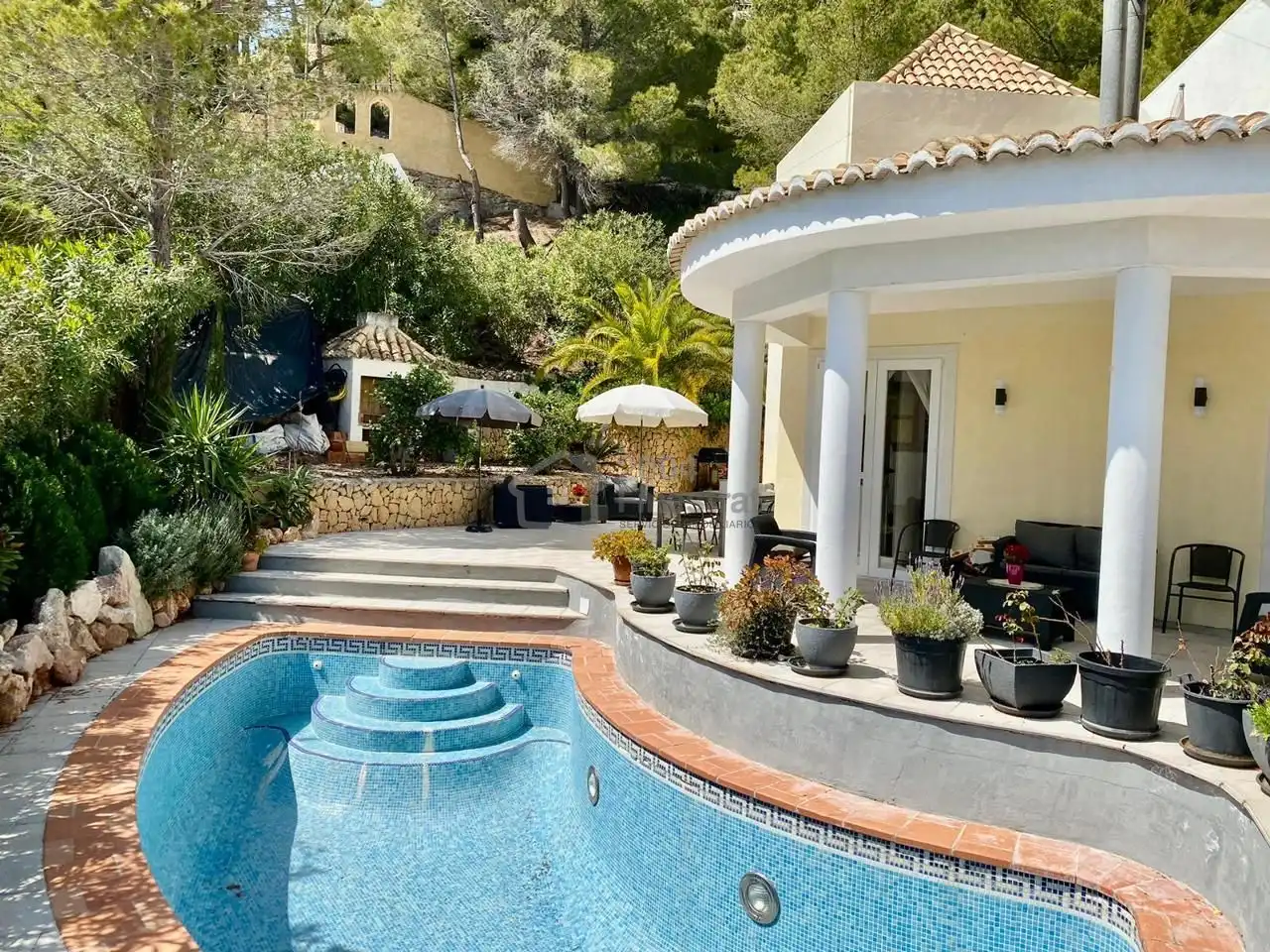 Vista exterior de Casa o chalet en venta en Callosa d'en Sarrià con Aire acondicionado, Jardín privado y Terraza
