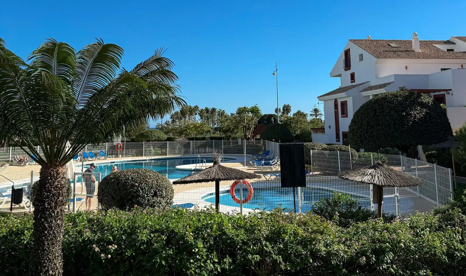 Swimming pool of Flat for sale in Marbella  with Air Conditioner and Terrace