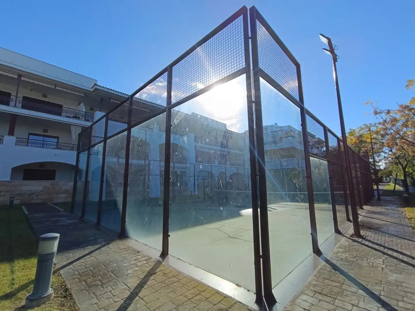 Außenansicht von Wohnung zum Verkauf in El Rompido mit Klimaanlage, Terrasse und Möbliert