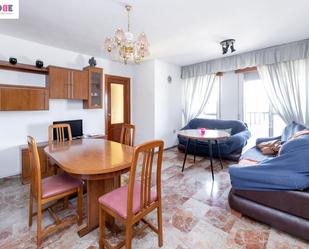 Living room of Flat for sale in  Granada Capital  with Terrace and Balcony