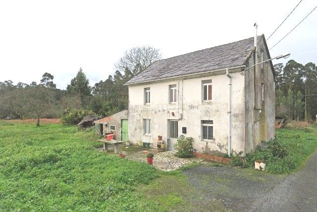 Vista exterior de Finca rústica en venda en Cedeira amb Jardí privat, Traster i Moblat