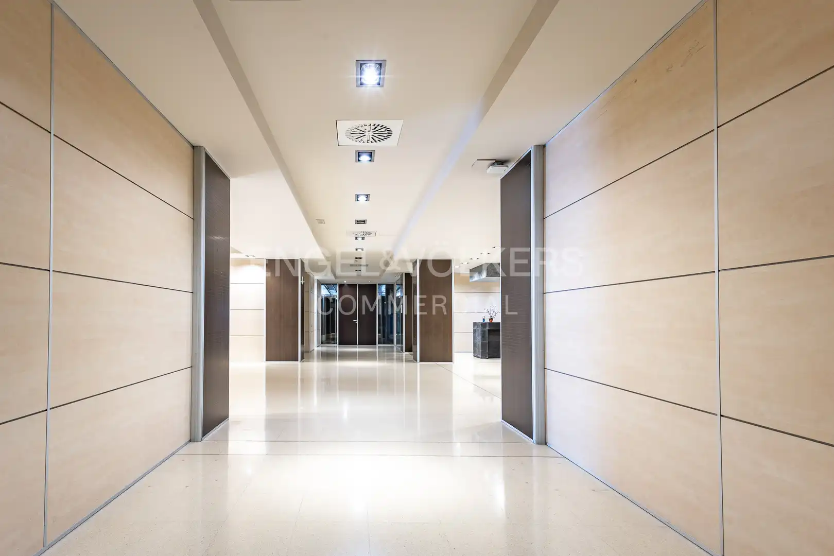 Oficina de lloguer a Centre - Eixample – Can Llobet, imagen 10