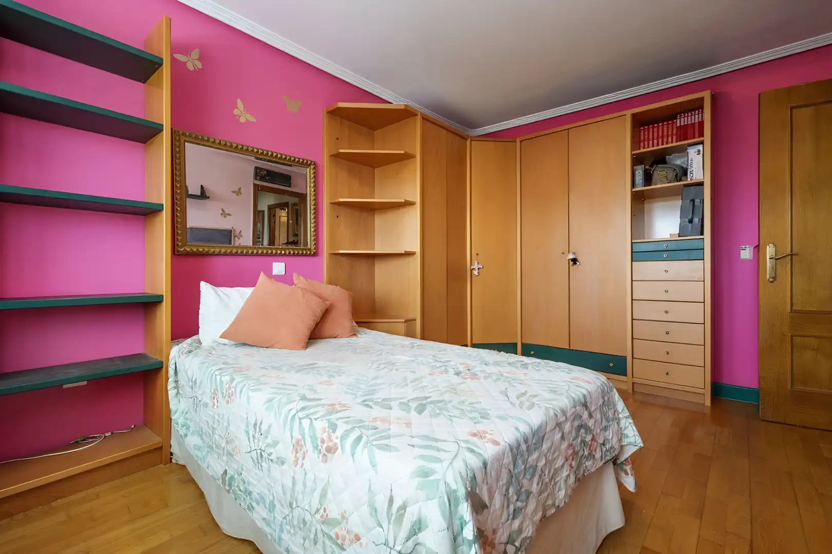 Habitación de Casa o chalet en venta en Arroyo de la Encomienda con Aire acondicionado, Calefacción y Jardín privado