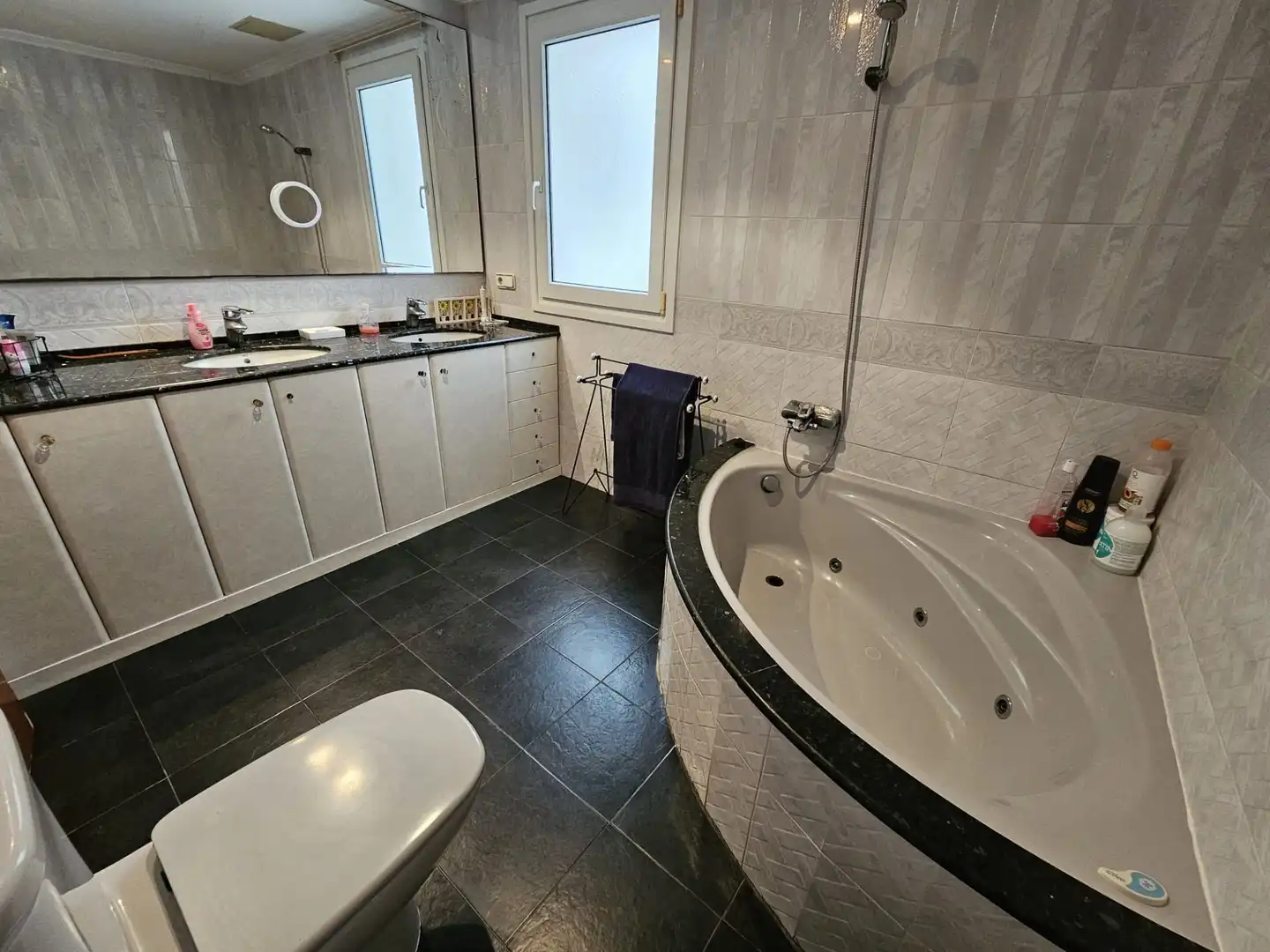 Baño de Casa adosada en venta en Cambrils con Aire acondicionado, Terraza y Amueblado
