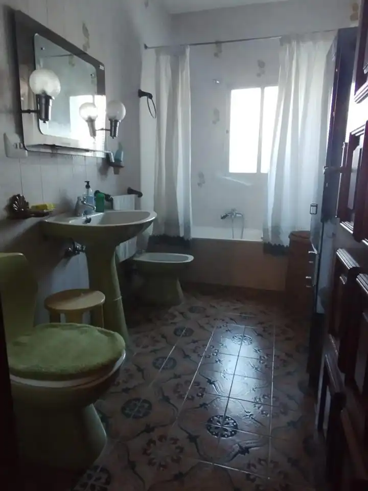Baño de Piso en venta en San Lorenzo de la Parrilla con Calefacción