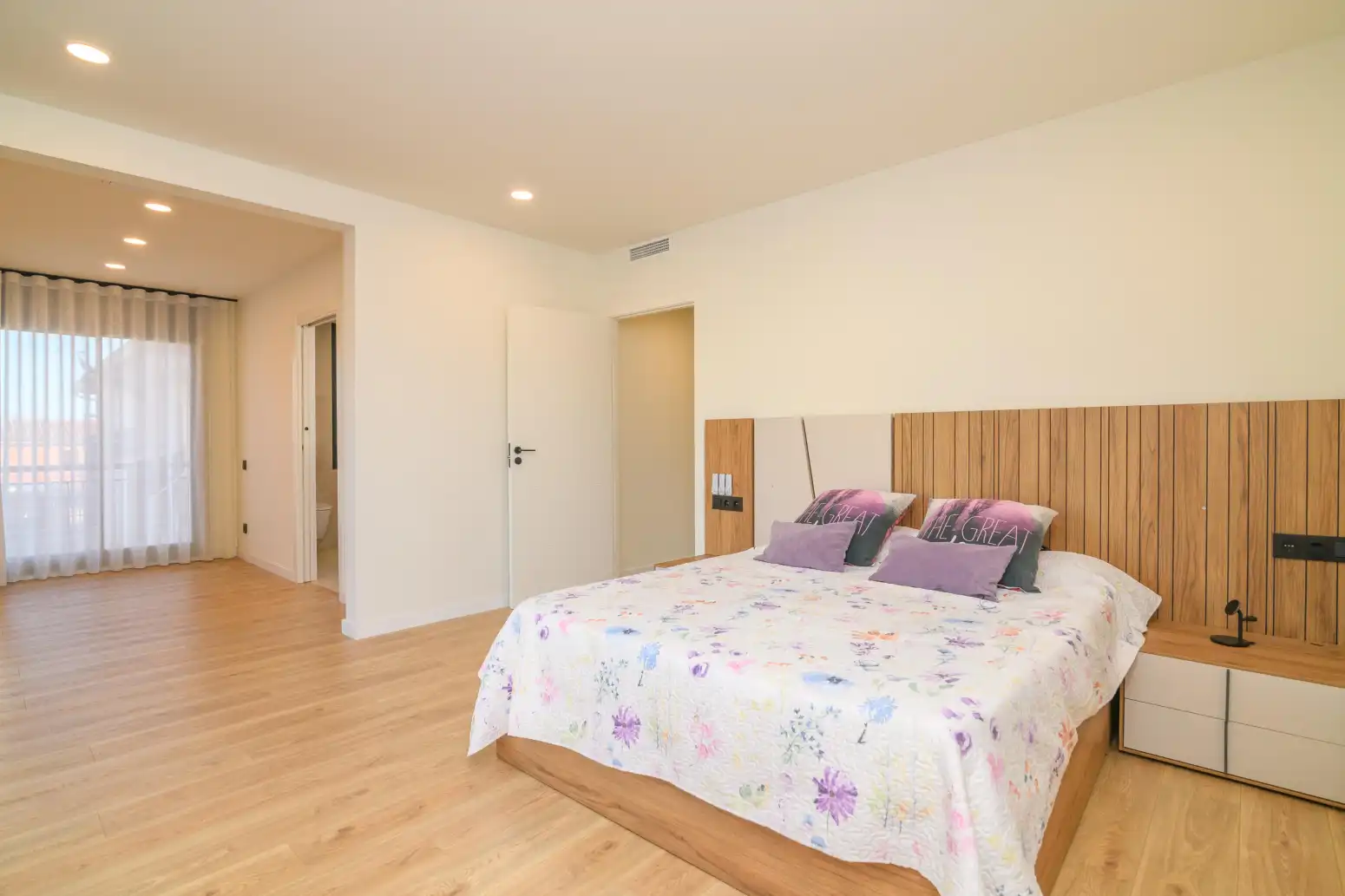 Dormitori de Casa o xalet en venda en Viladecans amb Aire condicionat, Calefacció i Parquet
