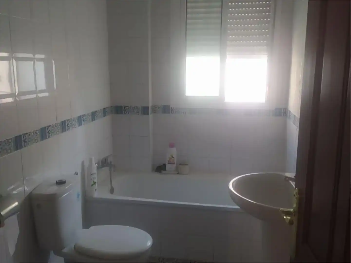 Bathroom of Detached homes for sale in Brenes, Sevilla