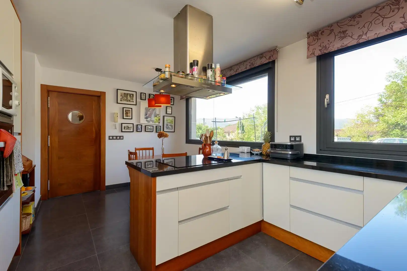 Cocina de Casa o chalet en venta en Llanera con Calefacción, Jardín privado y Terraza