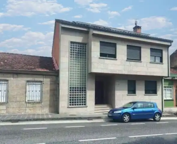 Casa bifamiliare in vendita a Monterrei