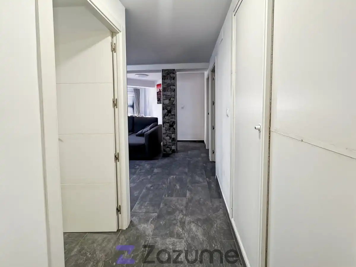 Wohnung zur Miete in Alicante / Alacant mit Klimaanlage, Terrasse und Möbliert