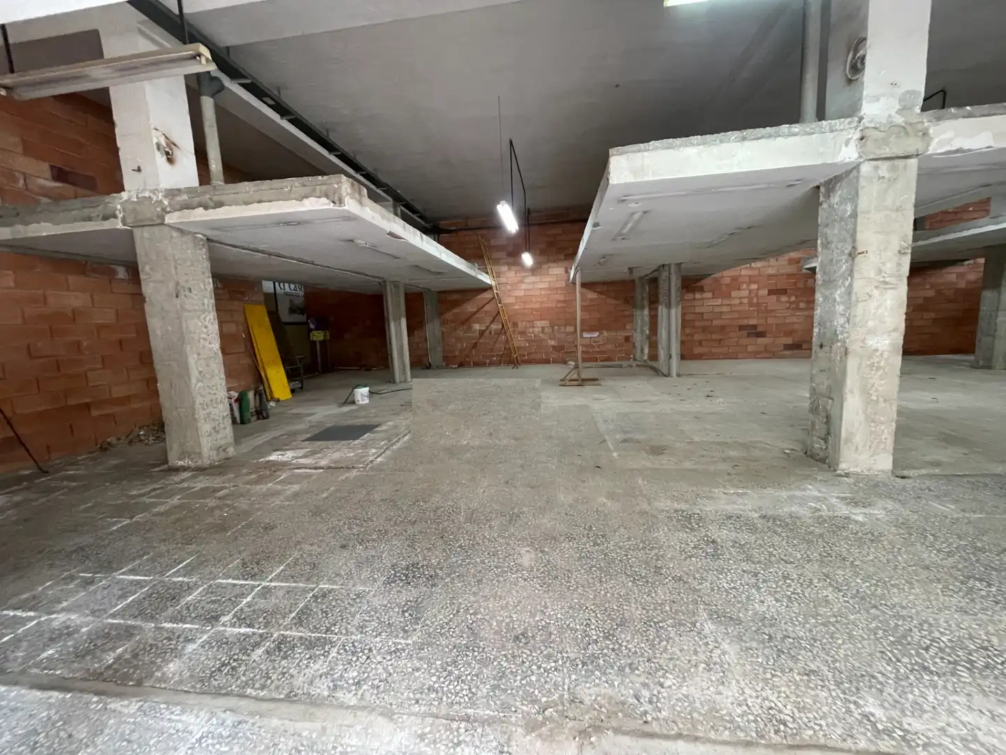Gewerbefläche zur Miete in Carrer del Doctor Fleming 13, imagen 2