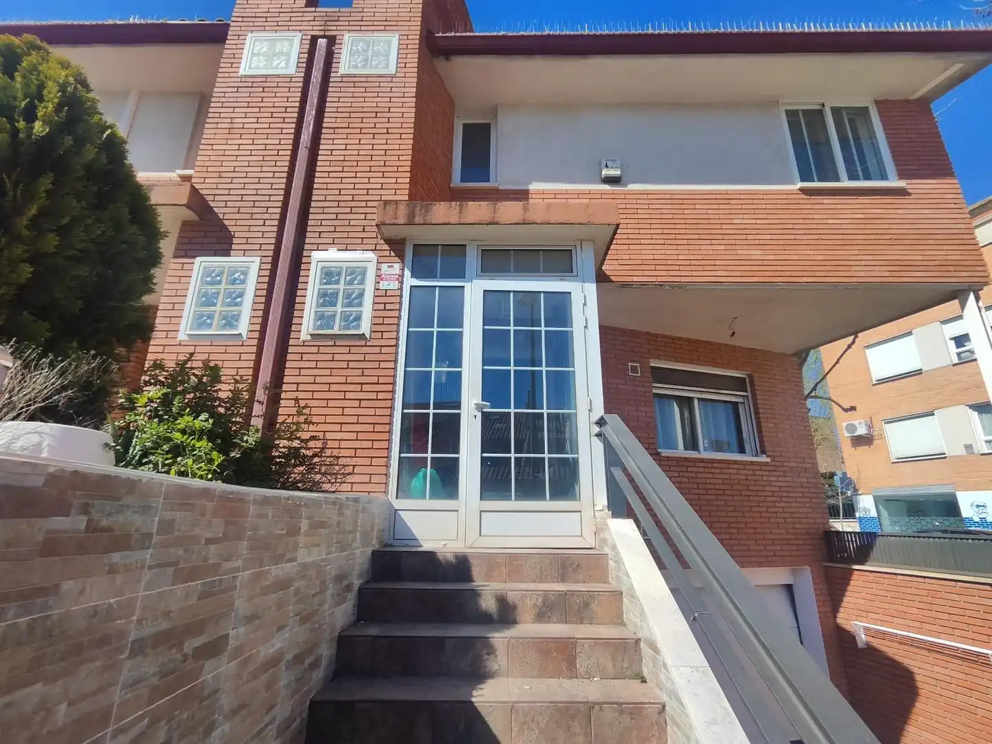 Vista exterior de Casa o xalet en venda en Daganzo de Arriba amb Terrassa